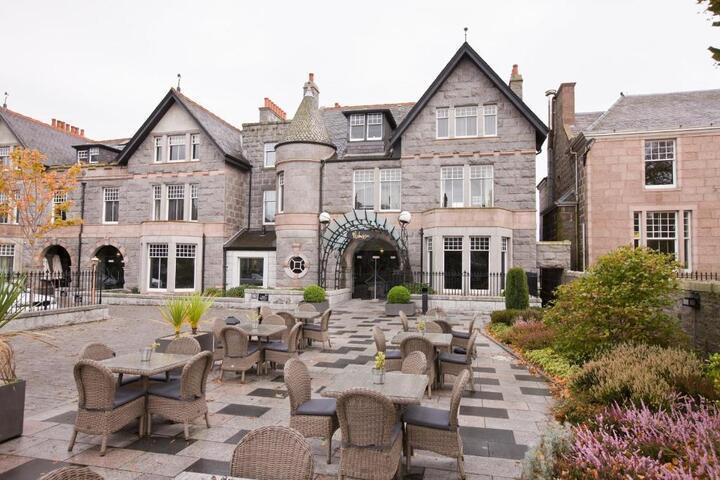Malmaison Aberdeen.jpeg