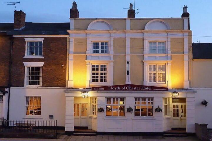 Lloyds Guest House Chester.jpeg