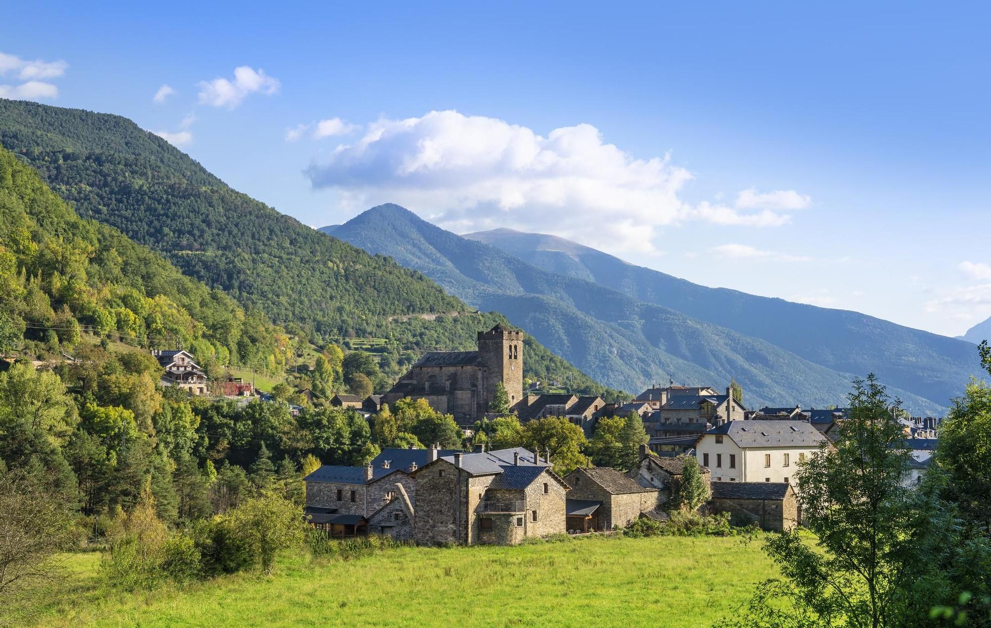 A village in Huesca framed by the Aragonese Pyrenees