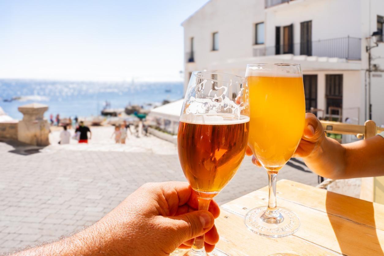 Il prezzo dell'alcol è motivo di lamentela per gli inglesi che trascorrono le vacanze in Spagna