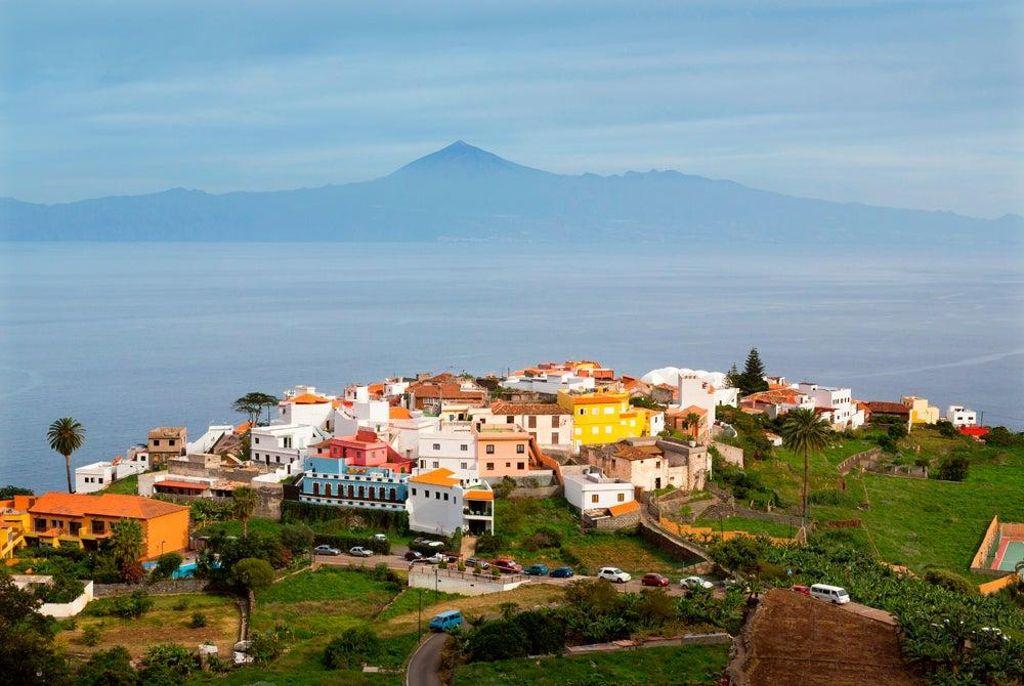 Views of Teide from Agulo.