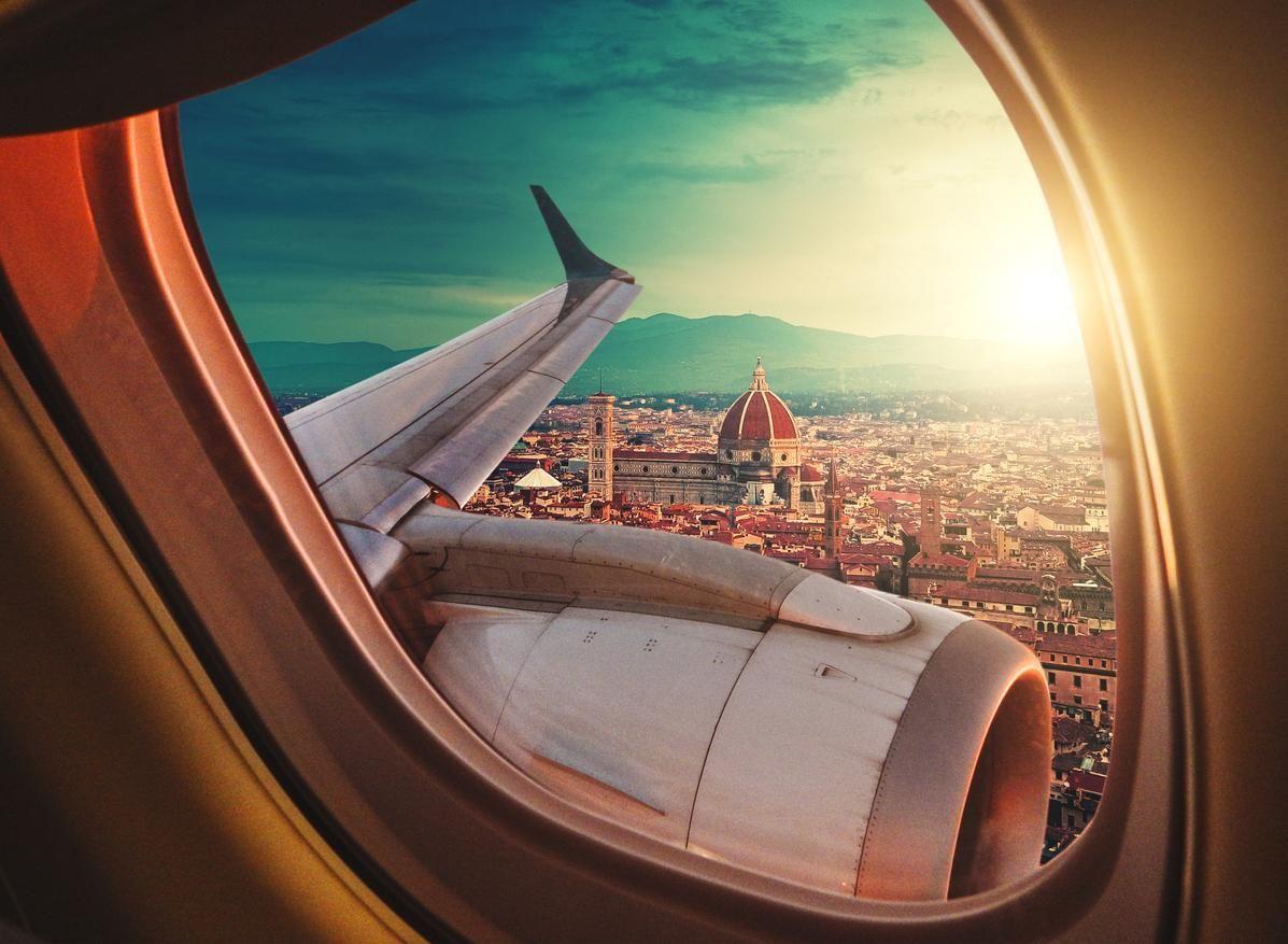 We'll tell you the best time to find cheap flights to Italy.