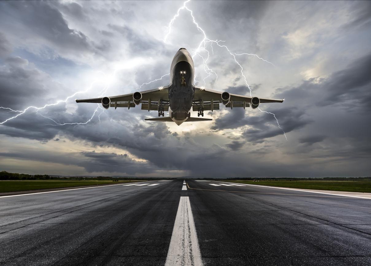Neither storms nor fog can stop a well-trained pilot