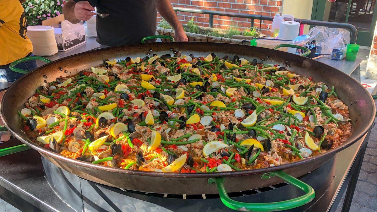 Al Jaialdi di Boise, i partecipanti possono provare un piatto della cucina tradizionale