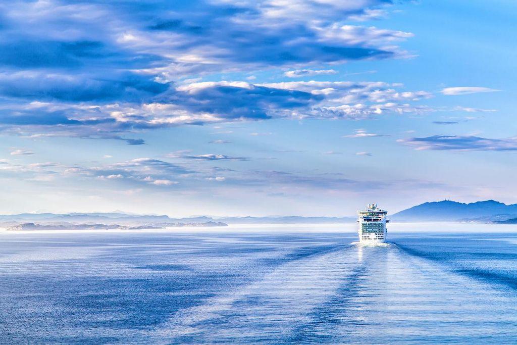 Crociera inizia il suo viaggio