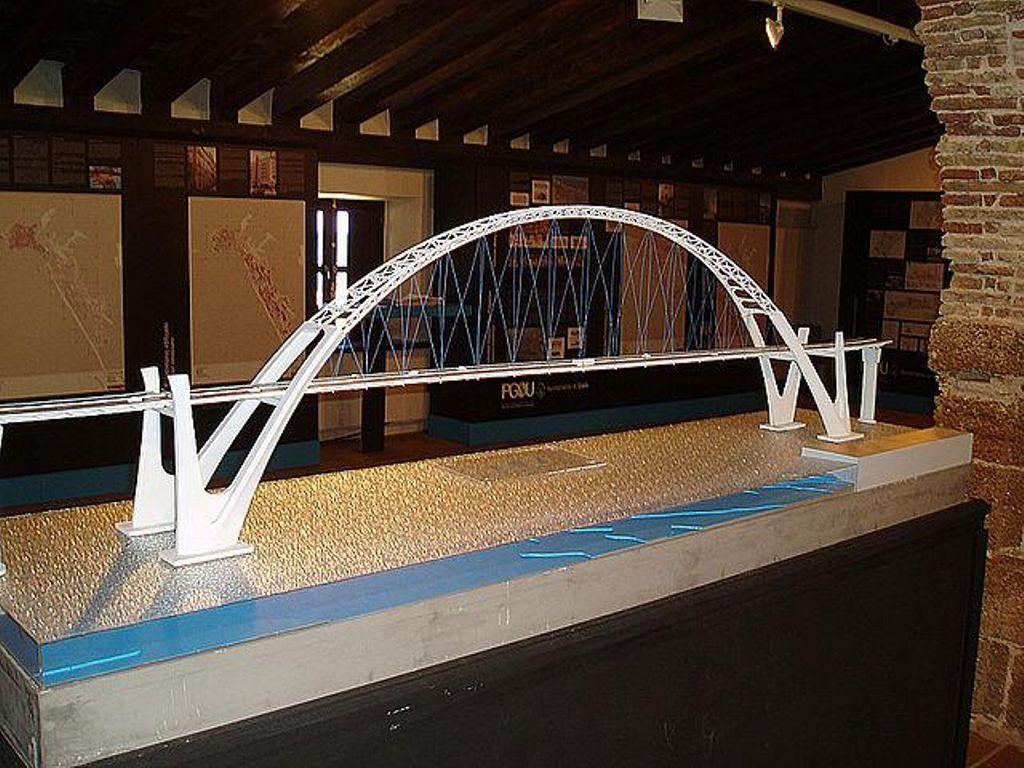 This model is the prototype of the design for the Constitution Bridge of 1812.