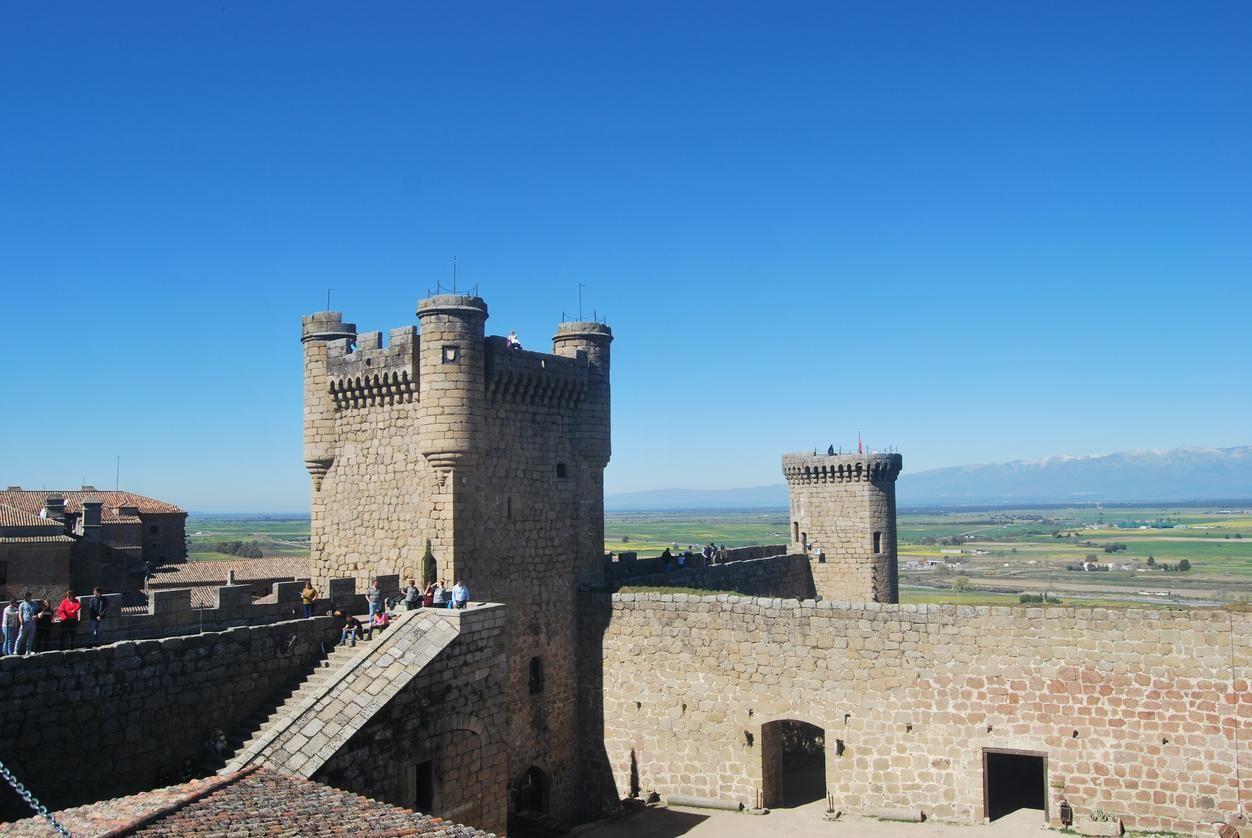 Castle of the Álvarez de Toledo family.