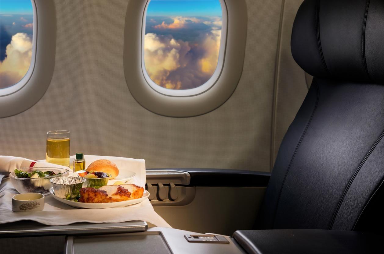 Discover how to save money and eat for less when traveling by plane.