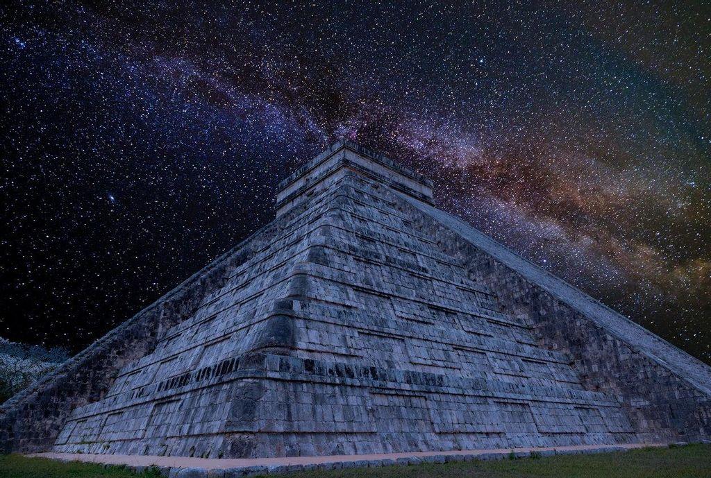 Mayans, stellar constructions
