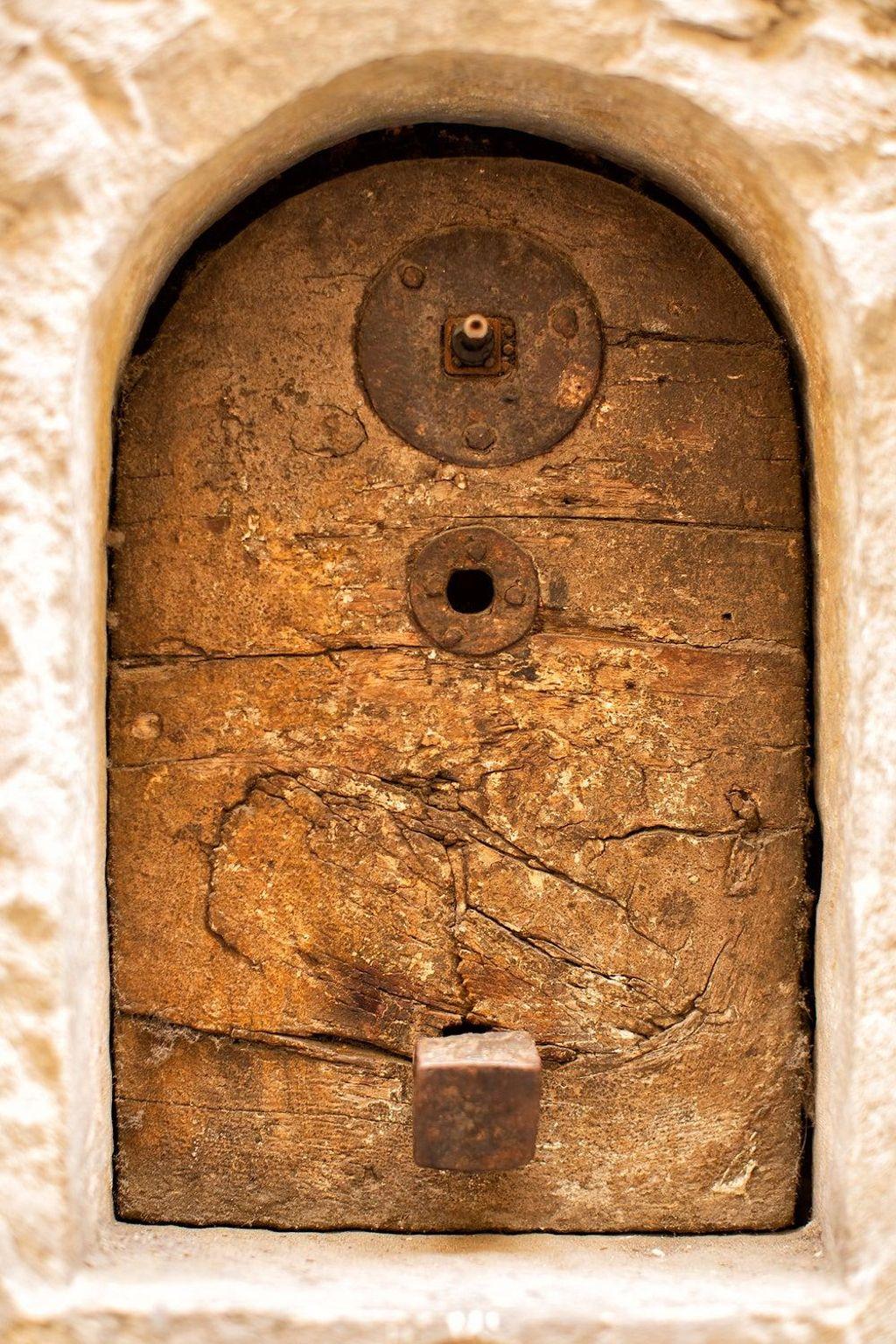 Example of 'buchette del vino'.