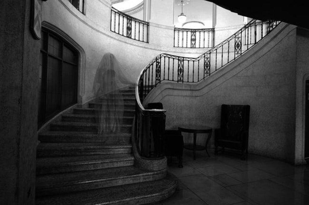Halloween Hotels