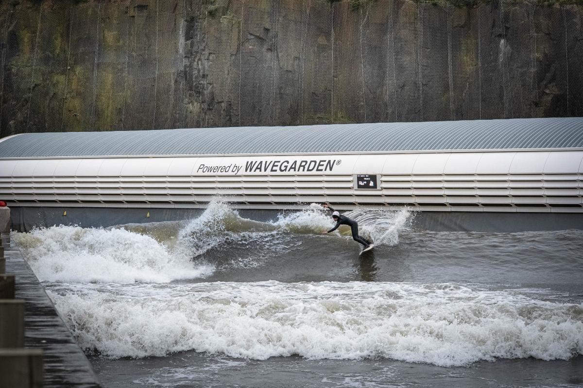 At Lost Shore Surf Resort, surfing lovers will enjoy cutting-edge facilities.
