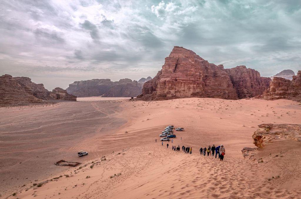 With this route, you can discover all the landscapes of Jordan.