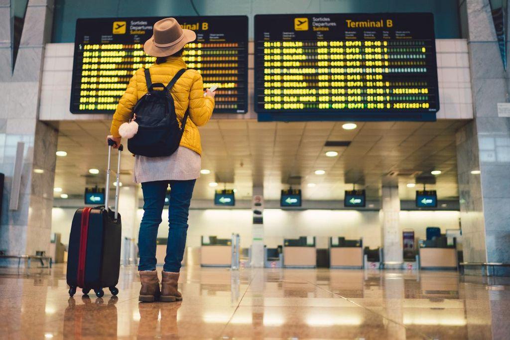 On Tuesday, don't get married or embark... but you can buy plane tickets at a good price.