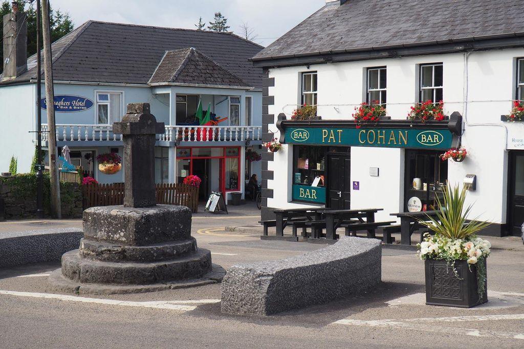 This is how the square in Cong looks today
