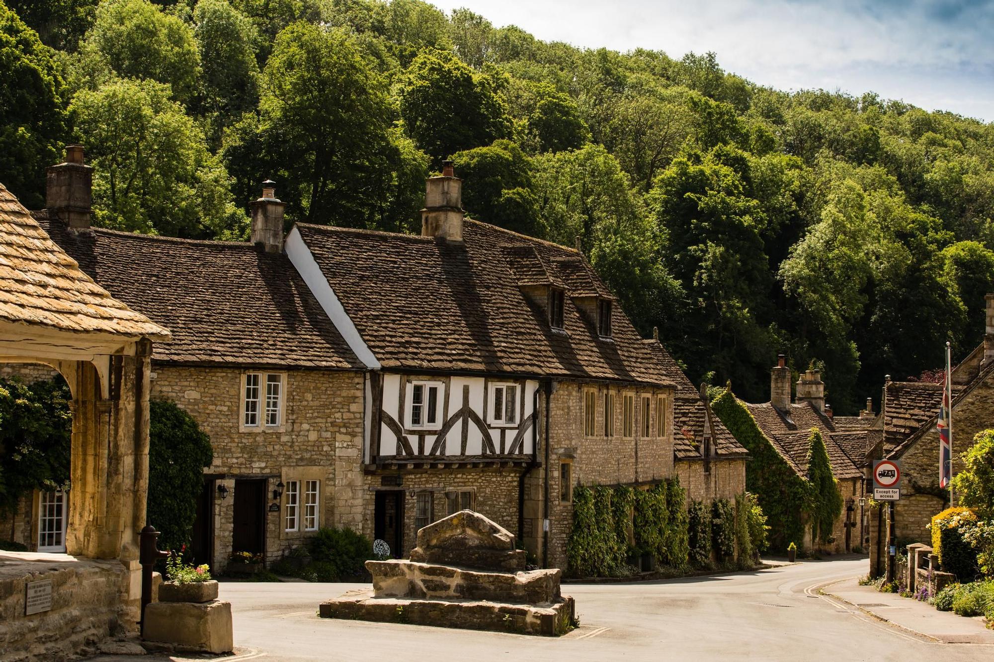 Ecco come sono le belle case di pietra di Castle Combe
