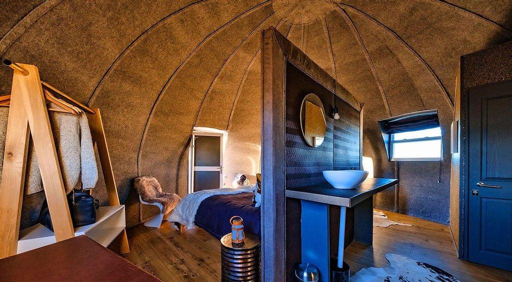 Remote Hotels - White Desert