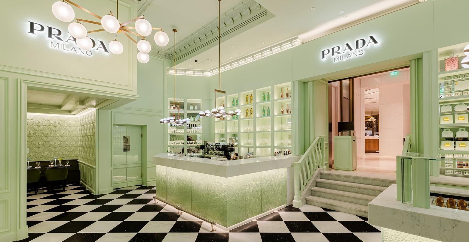 Prada Caffé angolo