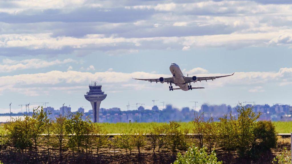 Airplane Taking Off